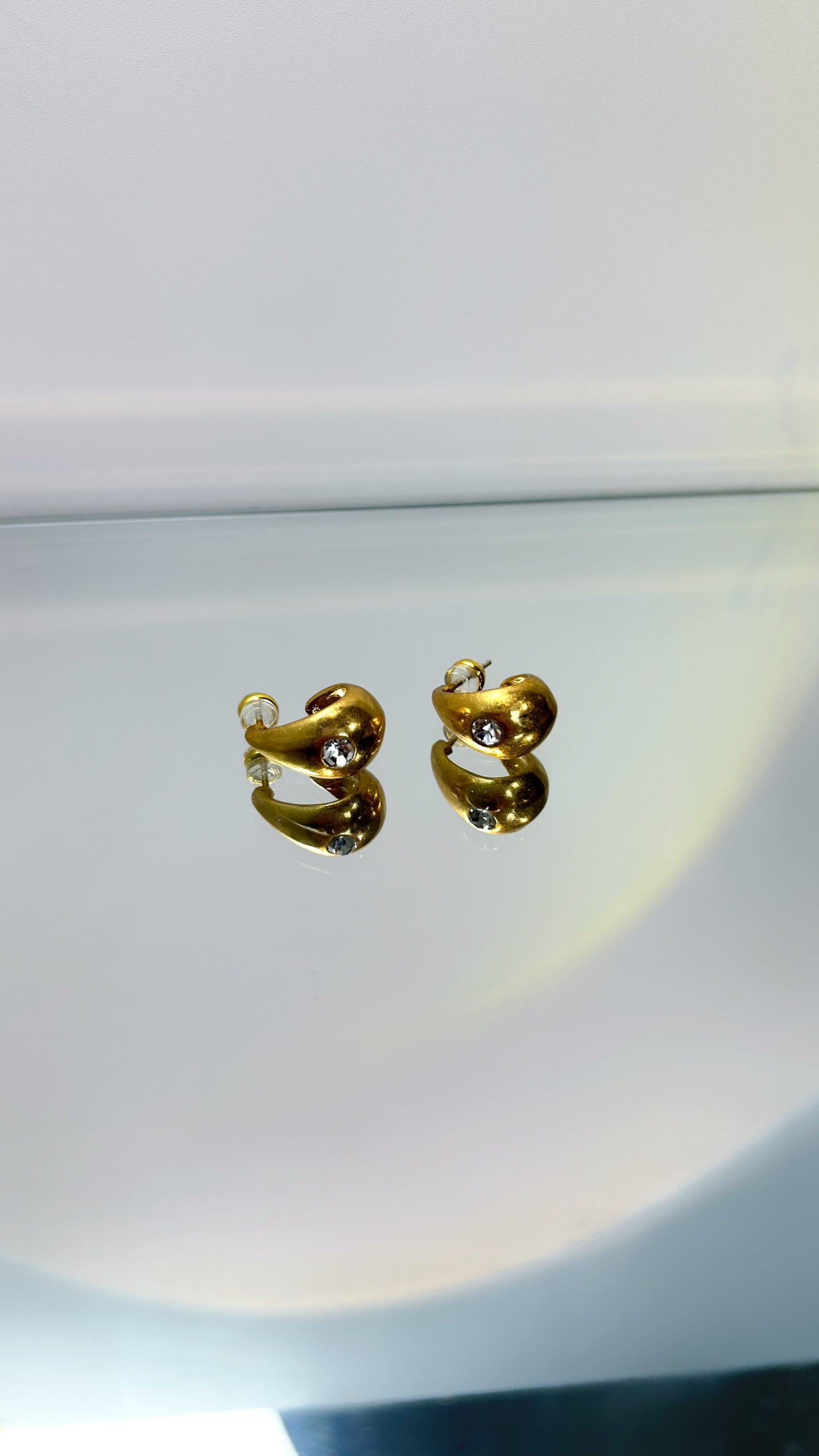 brushed matte gold teardrop chunky c hoop earrings with single round crystal brushed matte gold teardrop chunky c hoop earrings with single round crystal